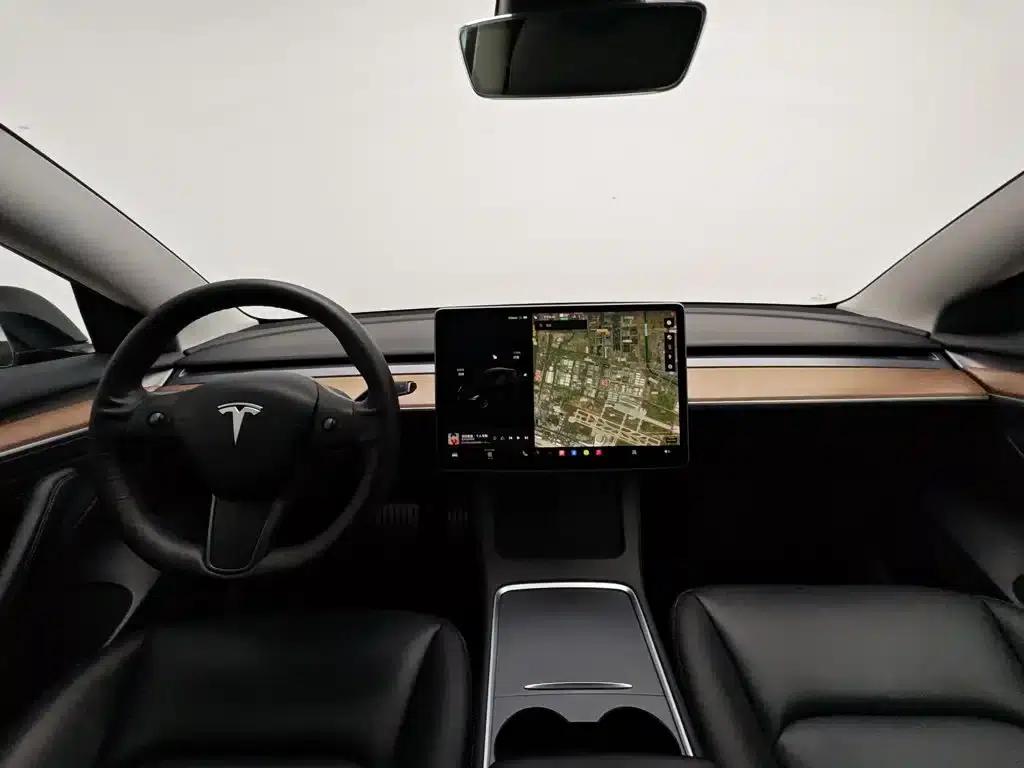 Model 3 2021 Performance All-Wheel Drive — миниатюра 5