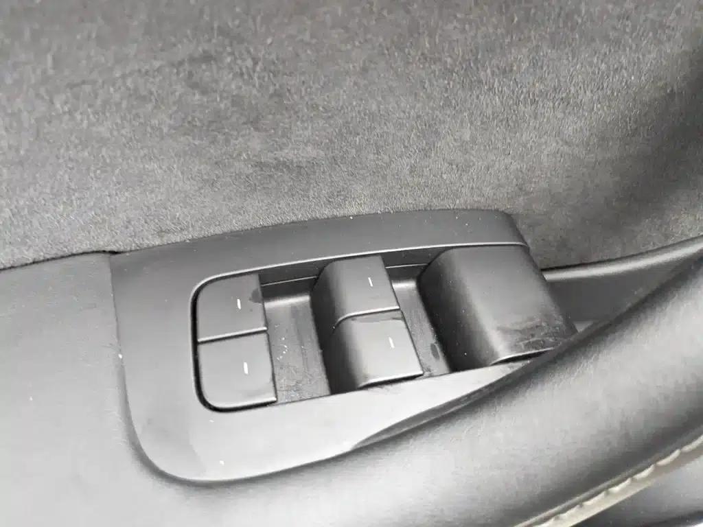 Model 3 2021 Performance All-Wheel Drive — миниатюра 9