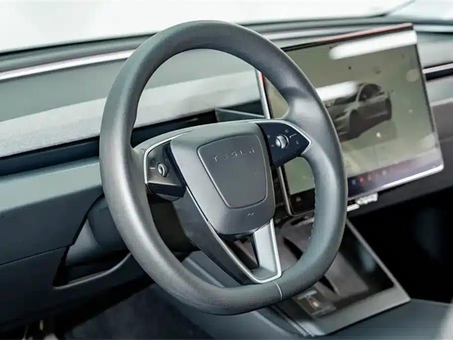 Model 3 2023 Rear-Wheel Drive — миниатюра 11