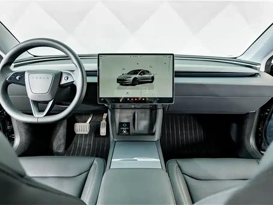 Model 3 2023 Rear-Wheel Drive — миниатюра 13