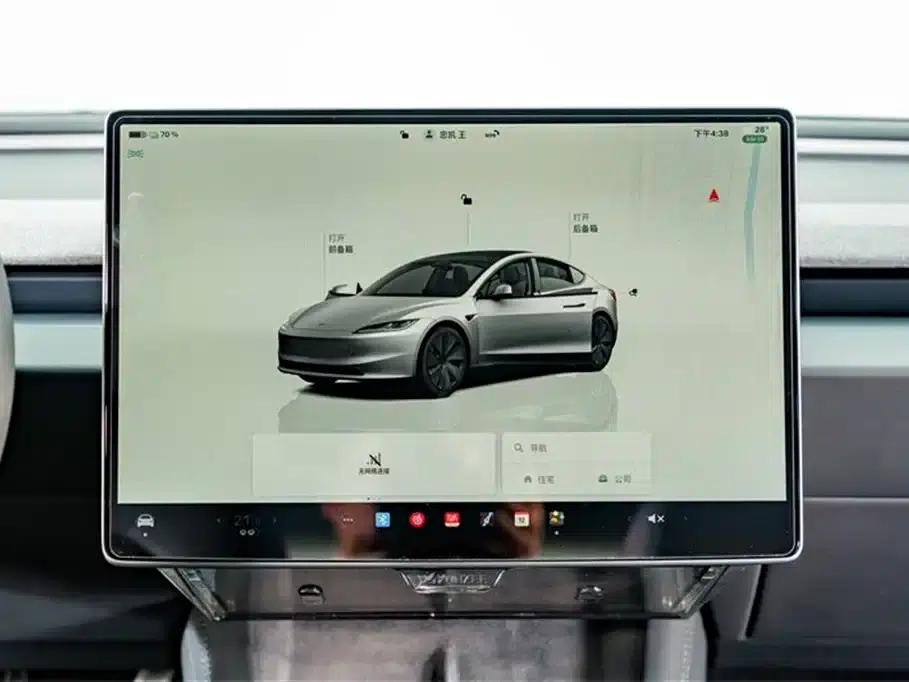 Model 3 2023 Rear-Wheel Drive — миниатюра 14