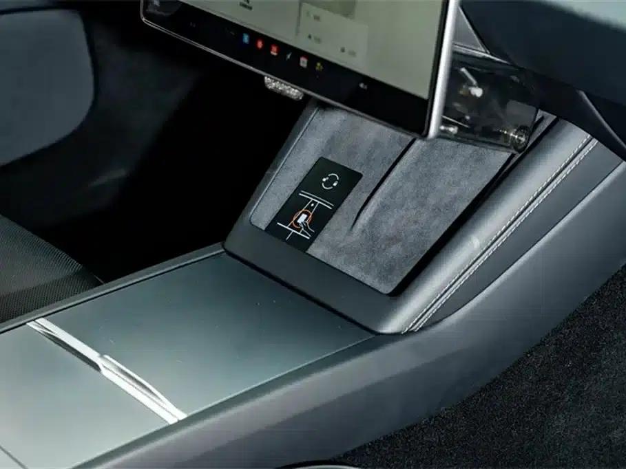Model 3 2023 Rear-Wheel Drive — миниатюра 19