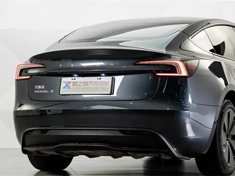 Model 3 2023 Rear-Wheel Drive — миниатюра 7