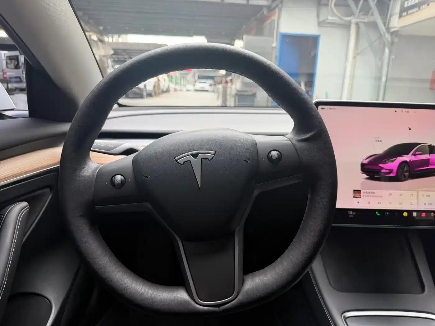 Model 3 2022 Rear-Wheel Drive — миниатюра 11