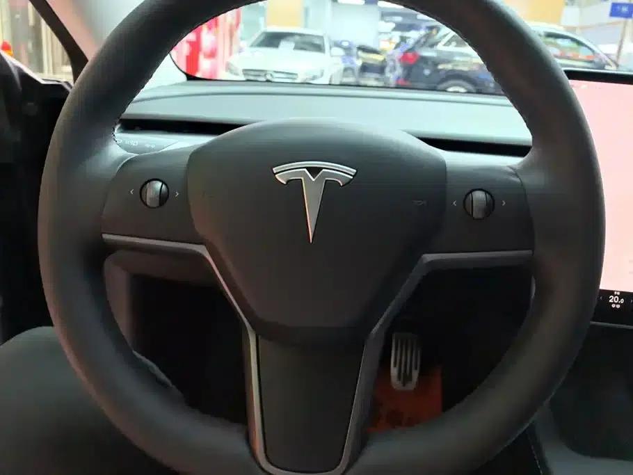 Model 3 2022 Rear-Wheel Drive — миниатюра 15