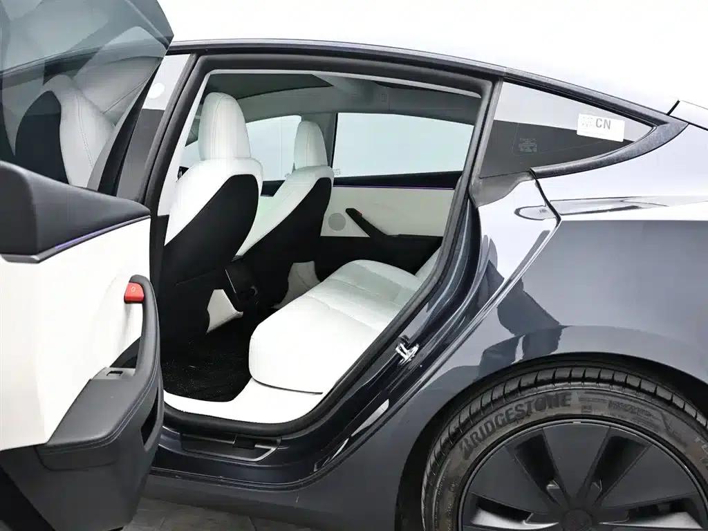 Model 3 2025 Rear-Wheel Drive — миниатюра 14
