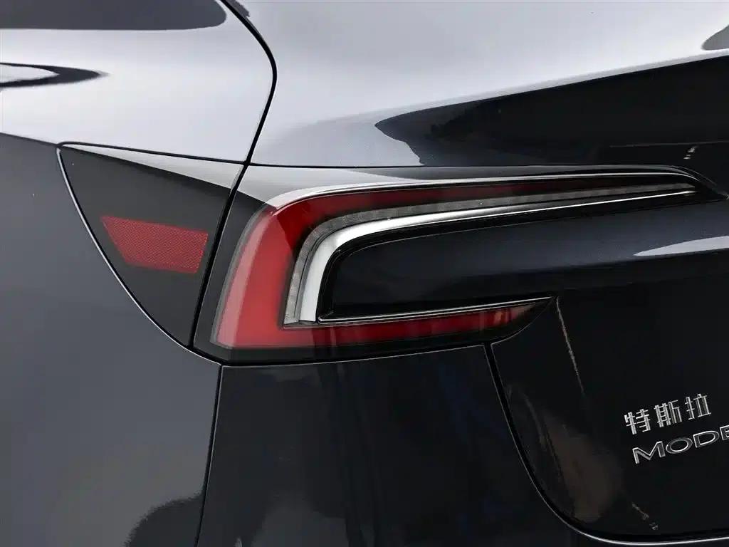 Model 3 2025 Rear-Wheel Drive — миниатюра 18
