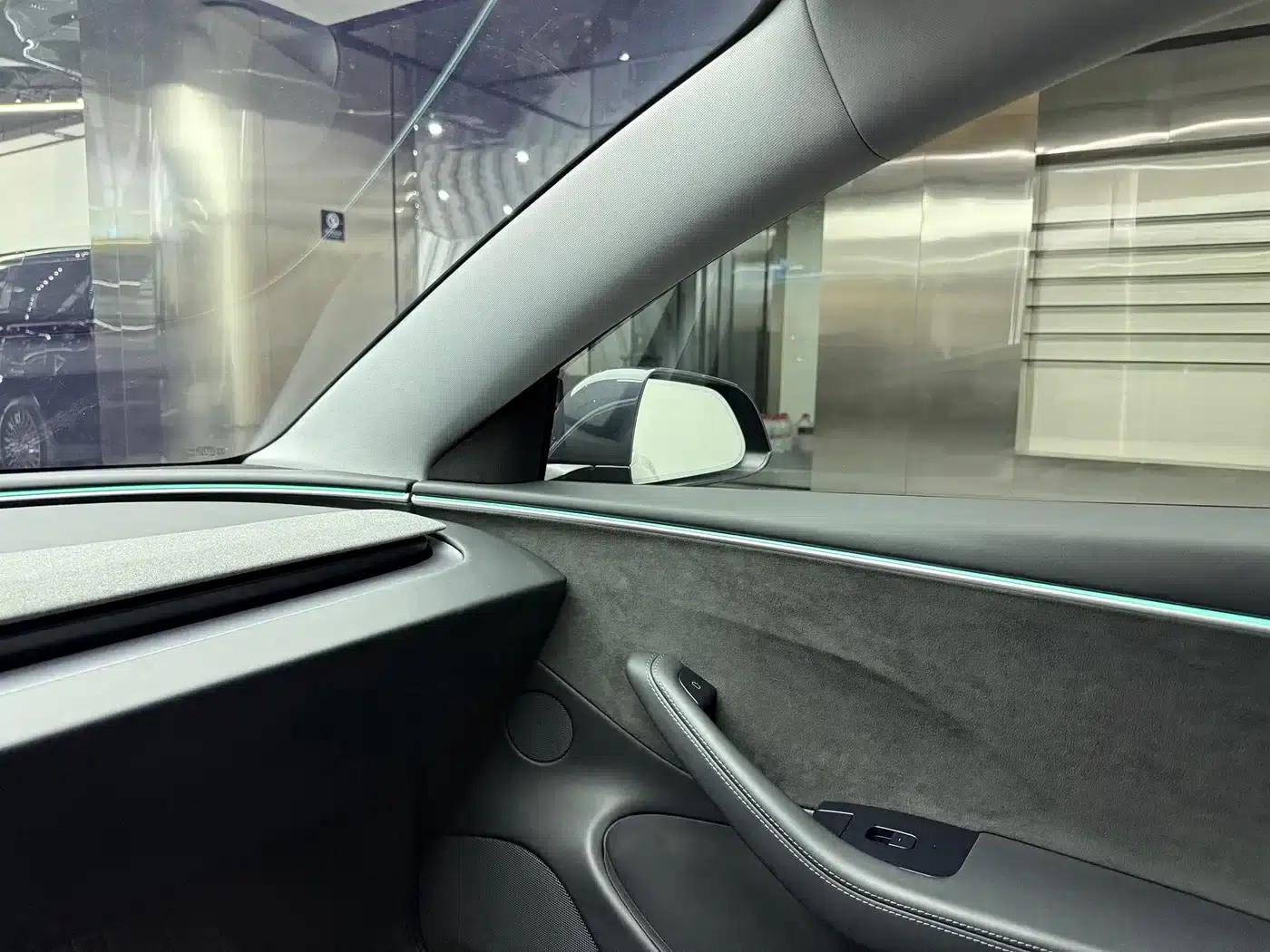 Model 3 2023 Rear-Wheel Drive — миниатюра 9