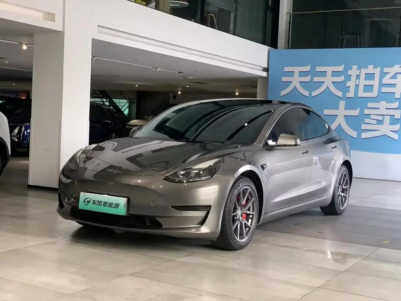 Model 3 2022 Rear-Wheel Drive — миниатюра 1