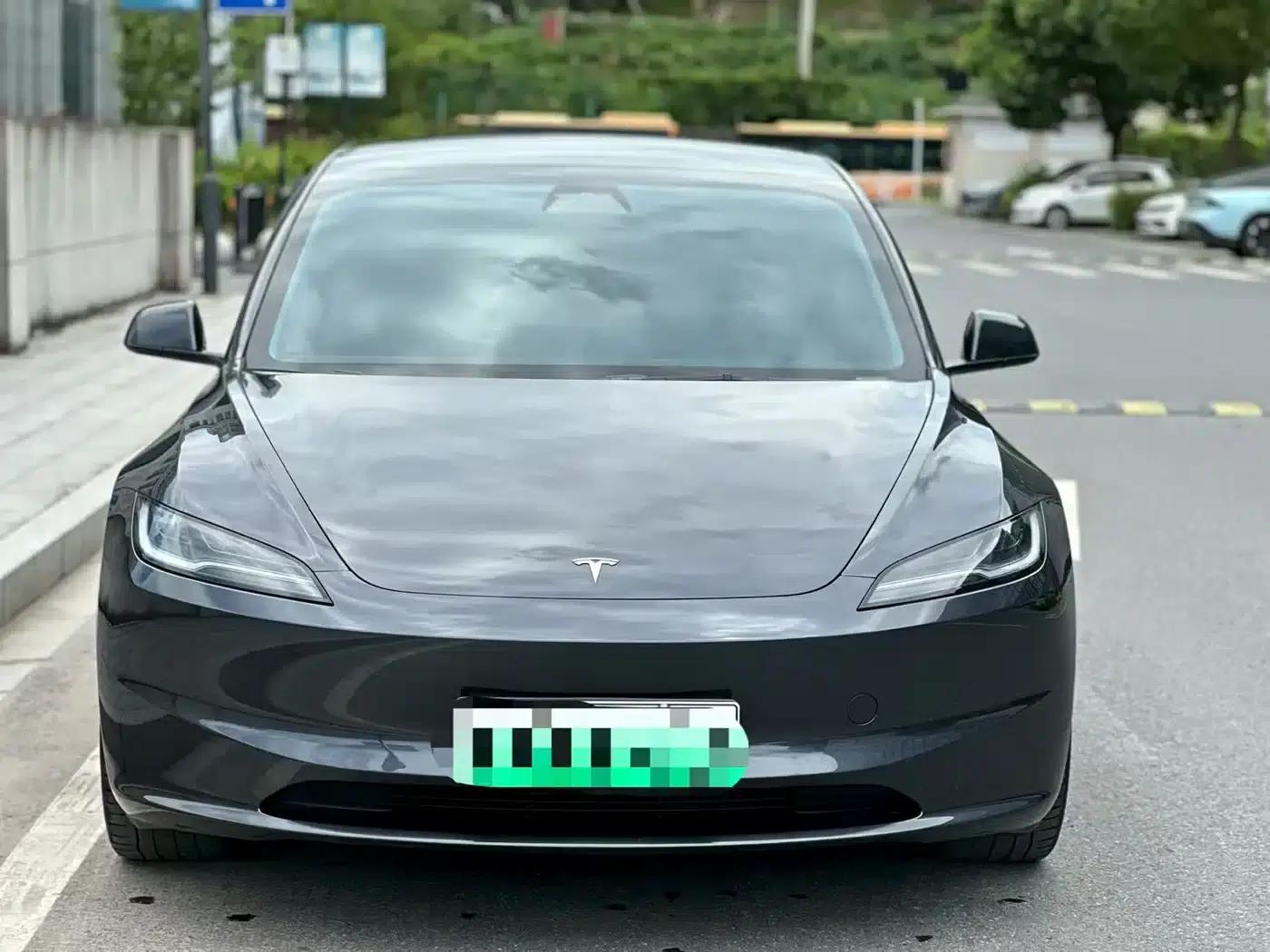 Model 3 2023 Rear-Wheel Drive — миниатюра 1