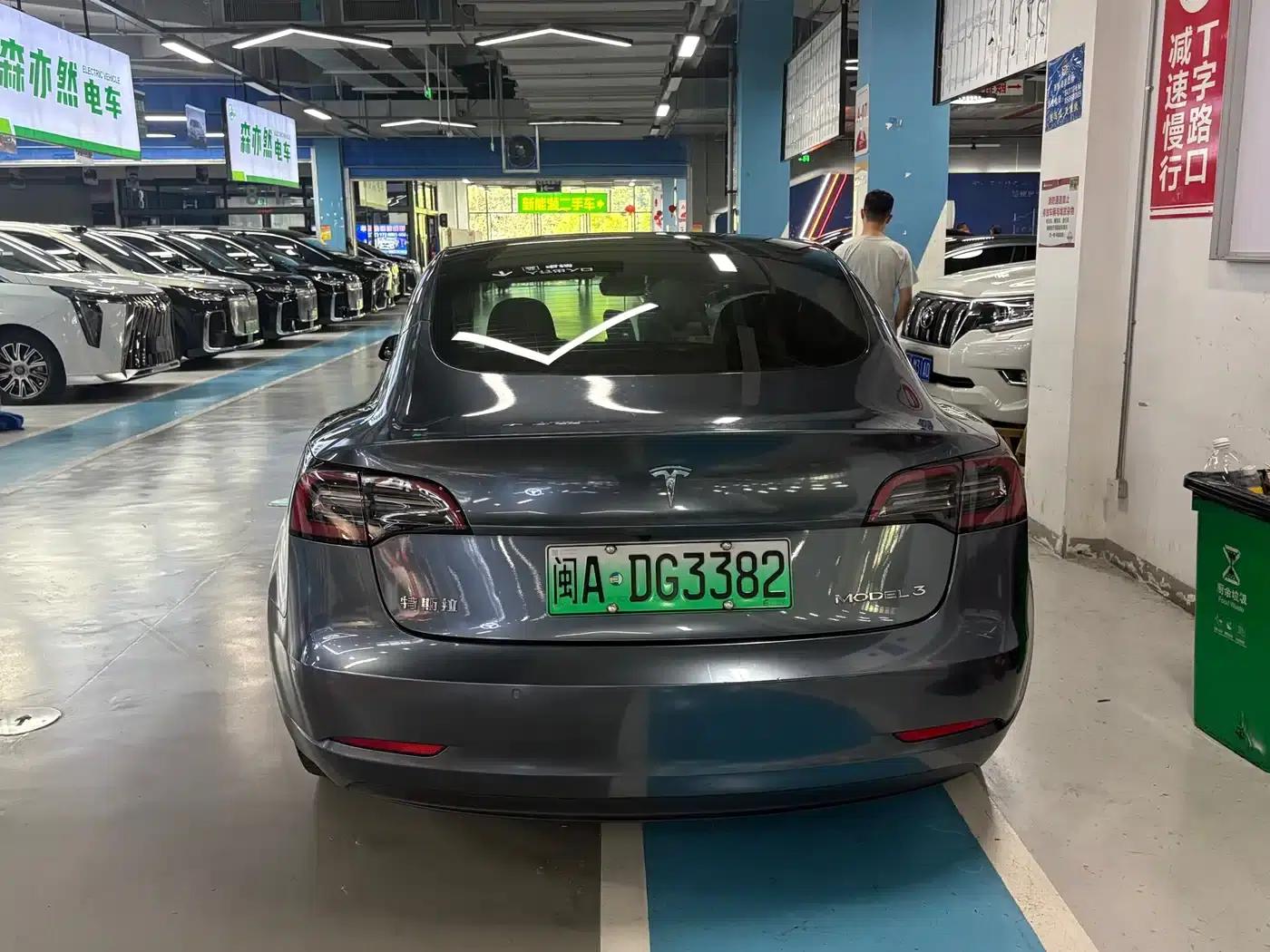 Model 3 2022 Rear-Wheel Drive — миниатюра 5