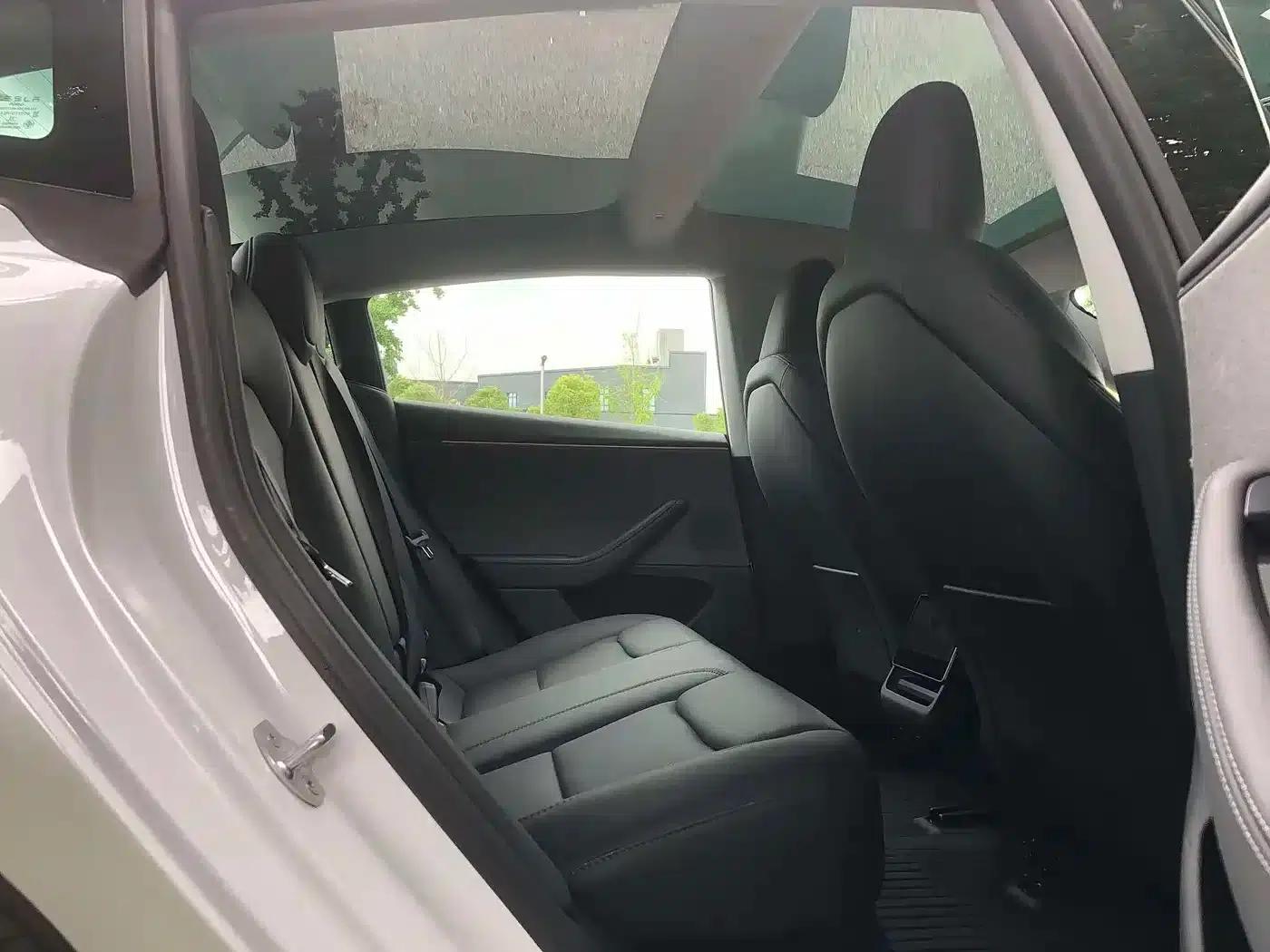Model 3 2025 Facelift Rear-Wheel Drive Version — миниатюра 7