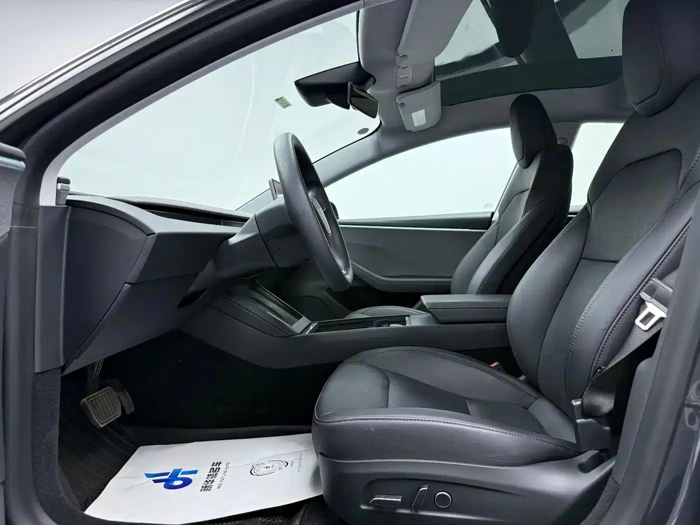 Model 3 2023 Rear-Wheel Drive — миниатюра 10