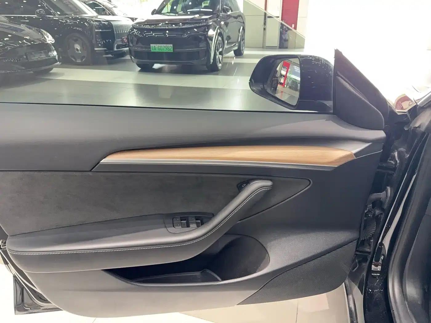 Model 3 2022 Rear-Wheel Drive — миниатюра 11