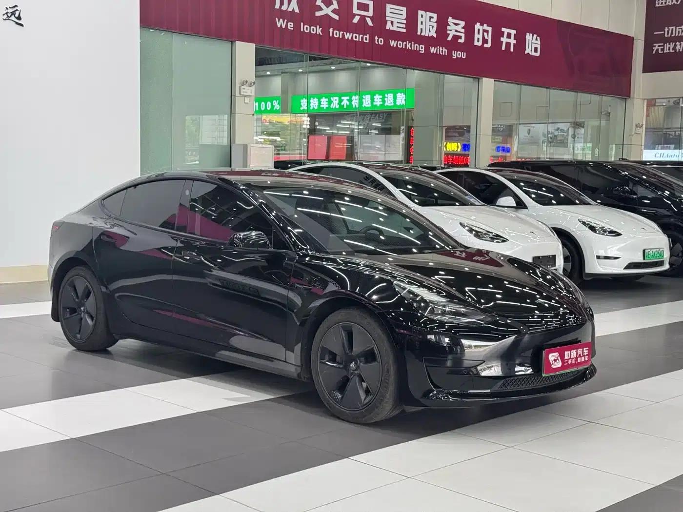 Model 3 2022 Rear-Wheel Drive — миниатюра 3