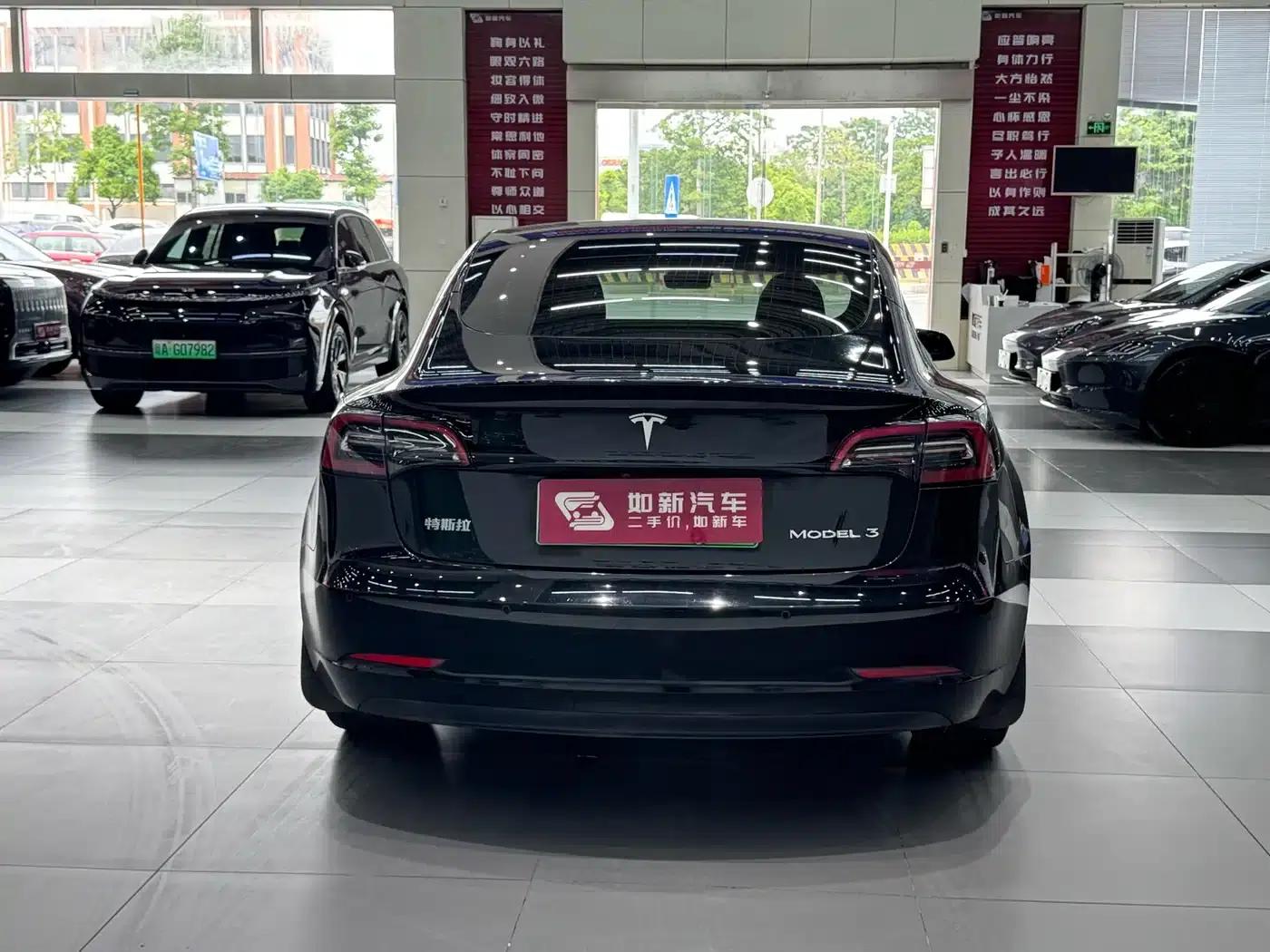 Model 3 2022 Rear-Wheel Drive — миниатюра 5
