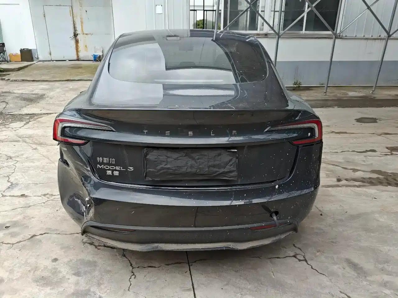Model 3 2025 Rear-Wheel Drive — миниатюра 19