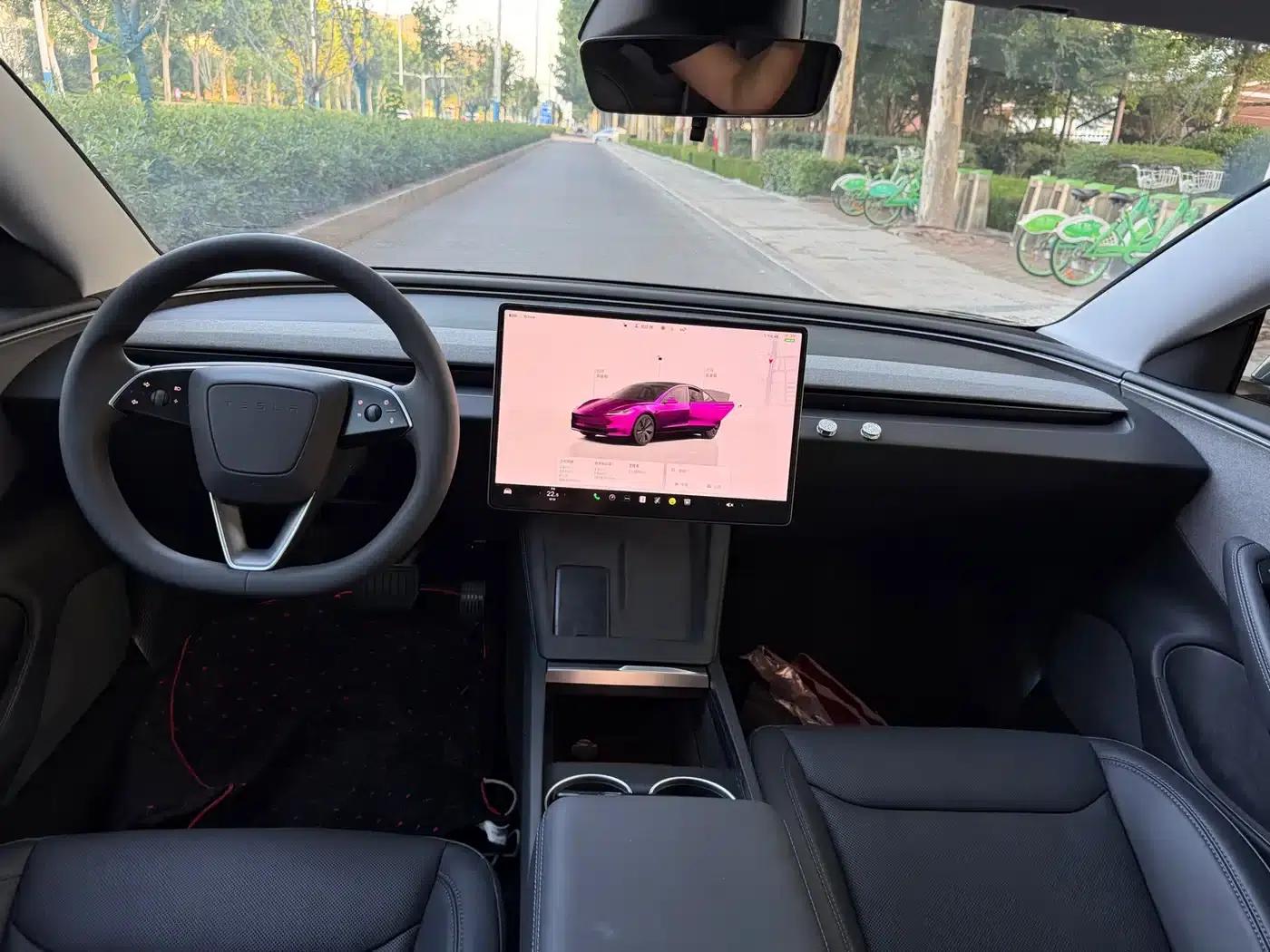 Model 3 2025 Rear-Wheel Drive — миниатюра 10