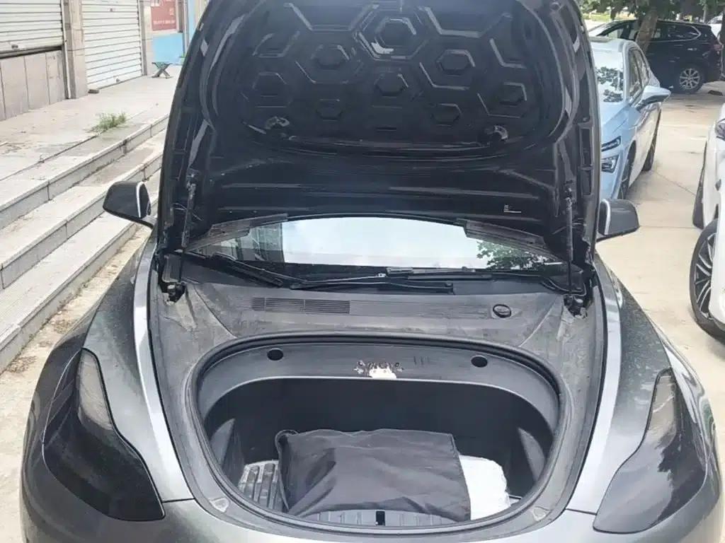 Model 3 2022 Rear-Wheel Drive — миниатюра 16