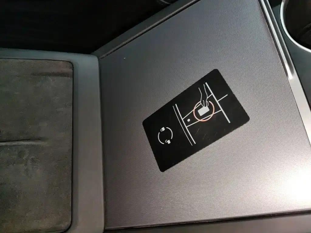 Model 3 2025 Rear-Wheel Drive — миниатюра 9