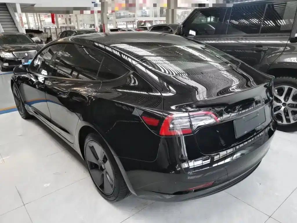 Model 3 2022 Rear-Wheel Drive — миниатюра 5