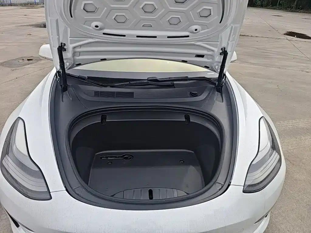 Model 3 2020 Facelift Long Range Rear-Wheel Drive — миниатюра 20