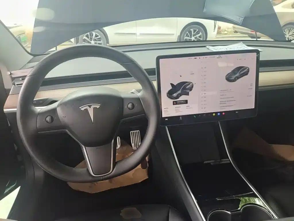 Model 3 2019 Standard Range Rear-Wheel Drive Upgrade — миниатюра 10