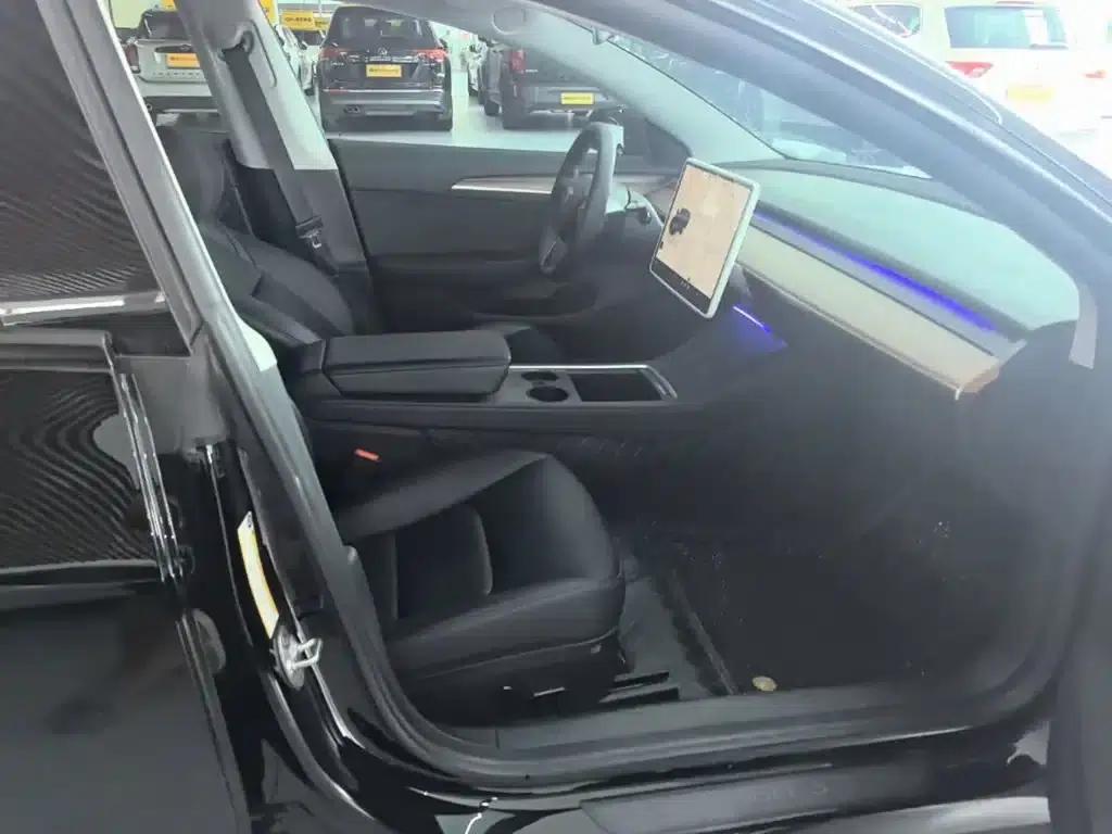 Model 3 2022 Rear-Wheel Drive — миниатюра 25