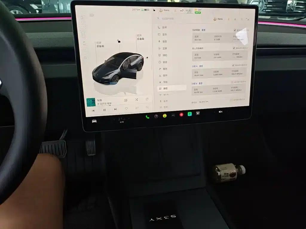 Model 3 2023 Rear-Wheel Drive — миниатюра 13