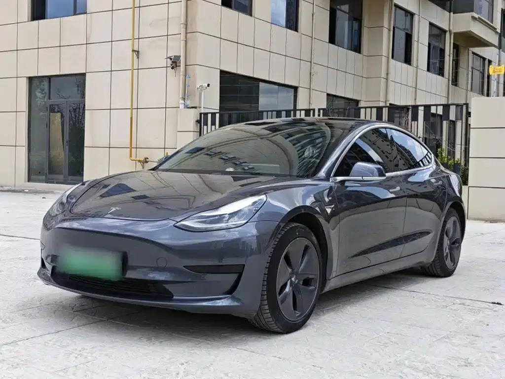 Model 3 2019 Standard Range Rear-Wheel Drive Upgrade — миниатюра 1