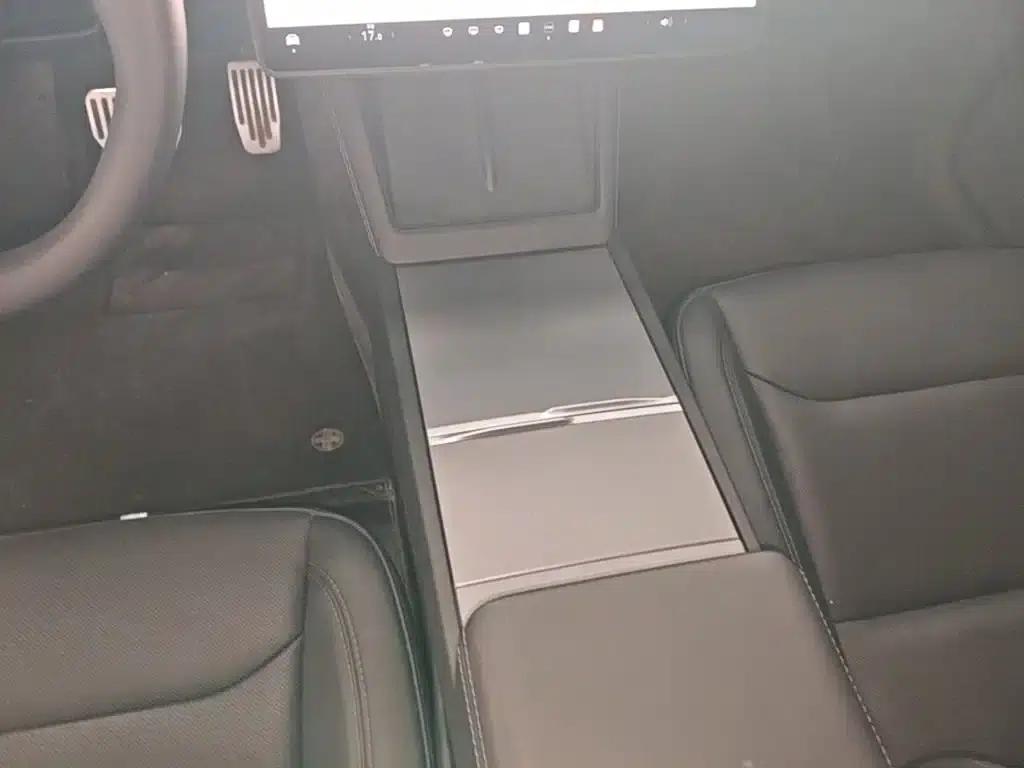 Model 3 2023 Rear-Wheel Drive — миниатюра 14