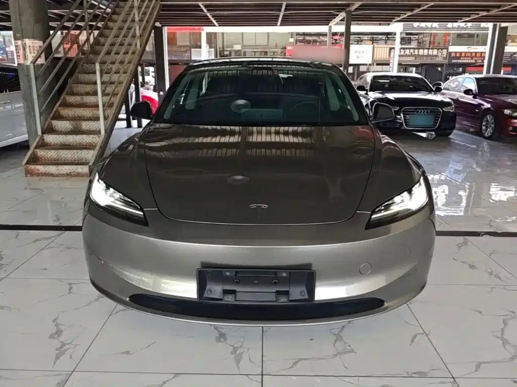 Model 3 2023 Rear-Wheel Drive — миниатюра 3