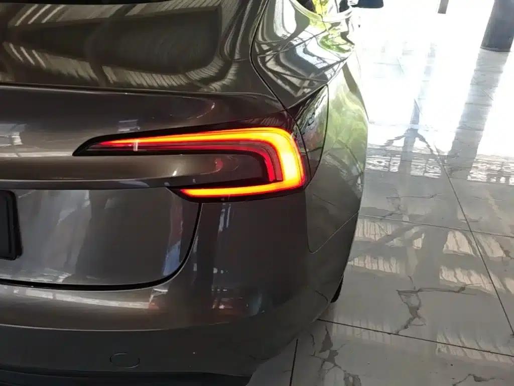 Model 3 2023 Rear-Wheel Drive — миниатюра 8