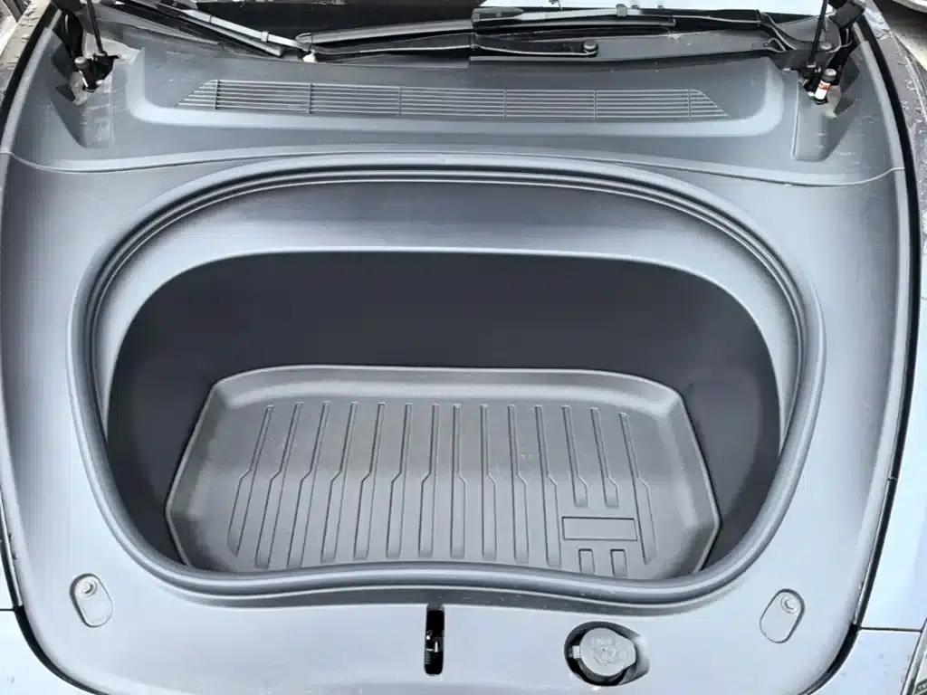 Model 3 2025 Rear-Wheel Drive — миниатюра 20
