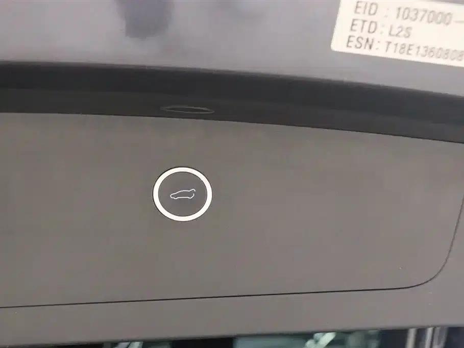 2017 Model X 100D Long Range — миниатюра 16