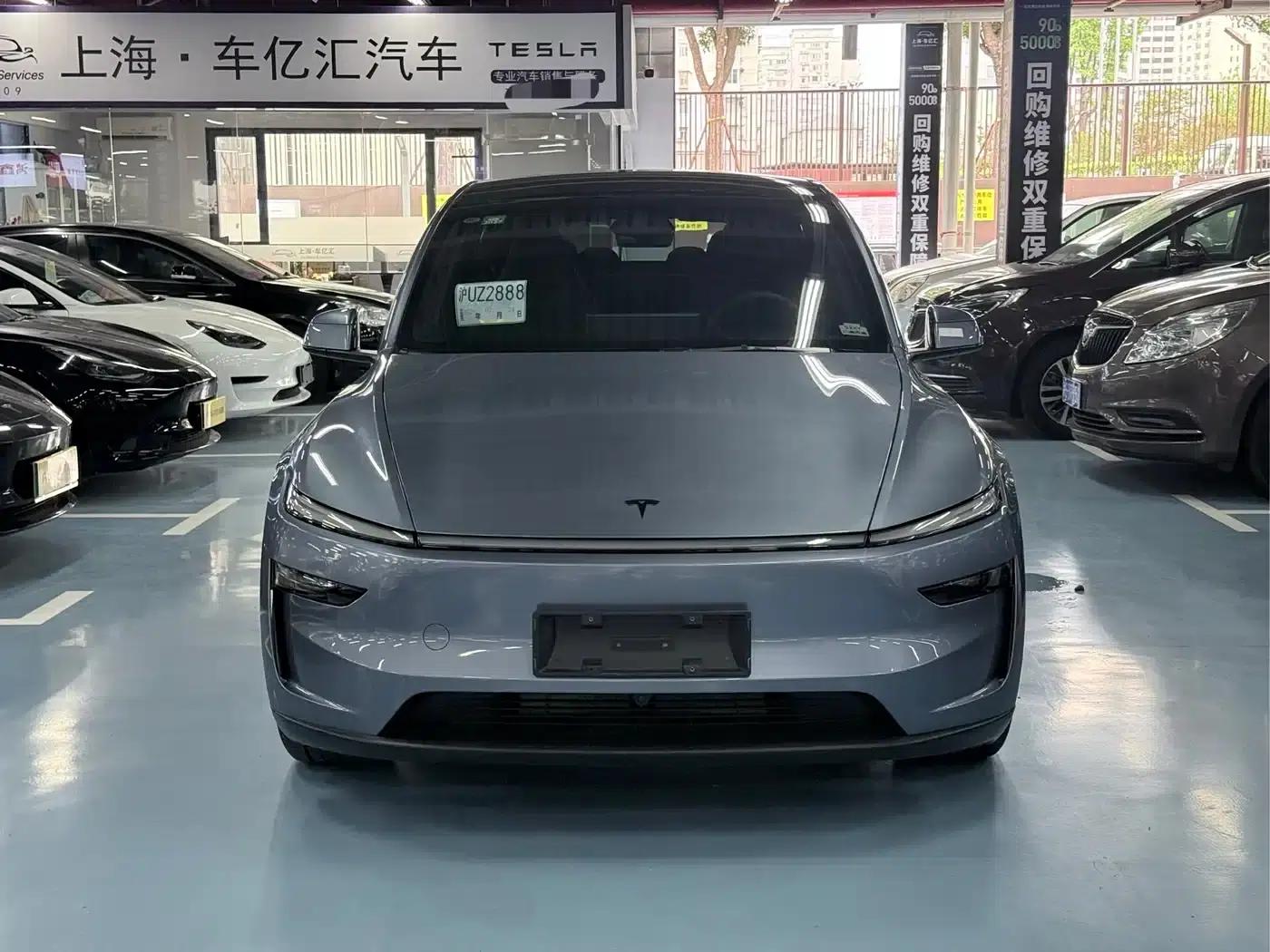 Model Y L 2025 Long Range All-Wheel Drive — миниатюра 2