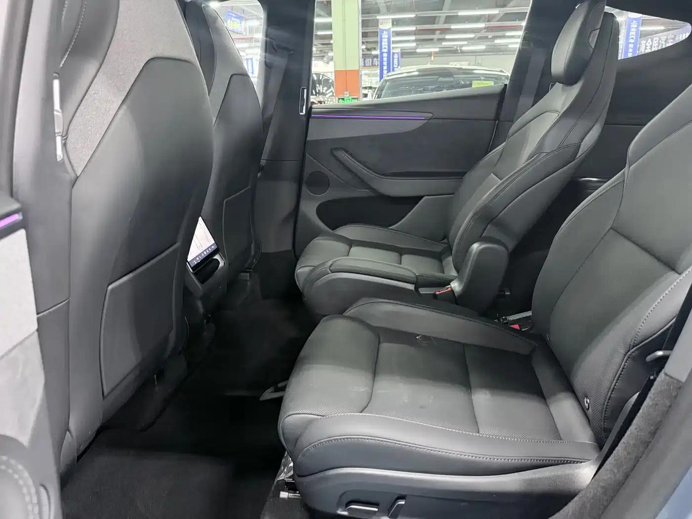 Model Y L 2025 Long Range All-Wheel Drive — миниатюра 12