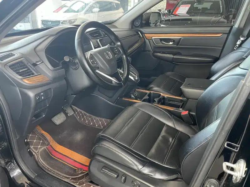 Honda CR-V 2020 Radiant Edition Plus 240TURBO CVT 2WD Fashion Edition — миниатюра 11