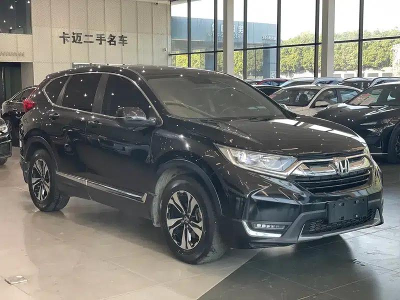 Honda CR-V 2020 Radiant Edition Plus 240TURBO CVT 2WD Fashion Edition — миниатюра 3