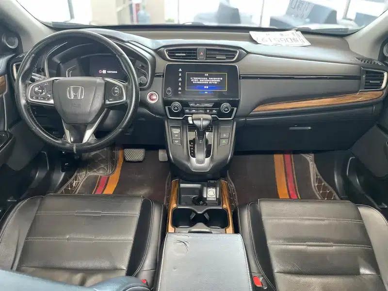 Honda CR-V 2020 Radiant Edition Plus 240TURBO CVT 2WD Fashion Edition — миниатюра 8