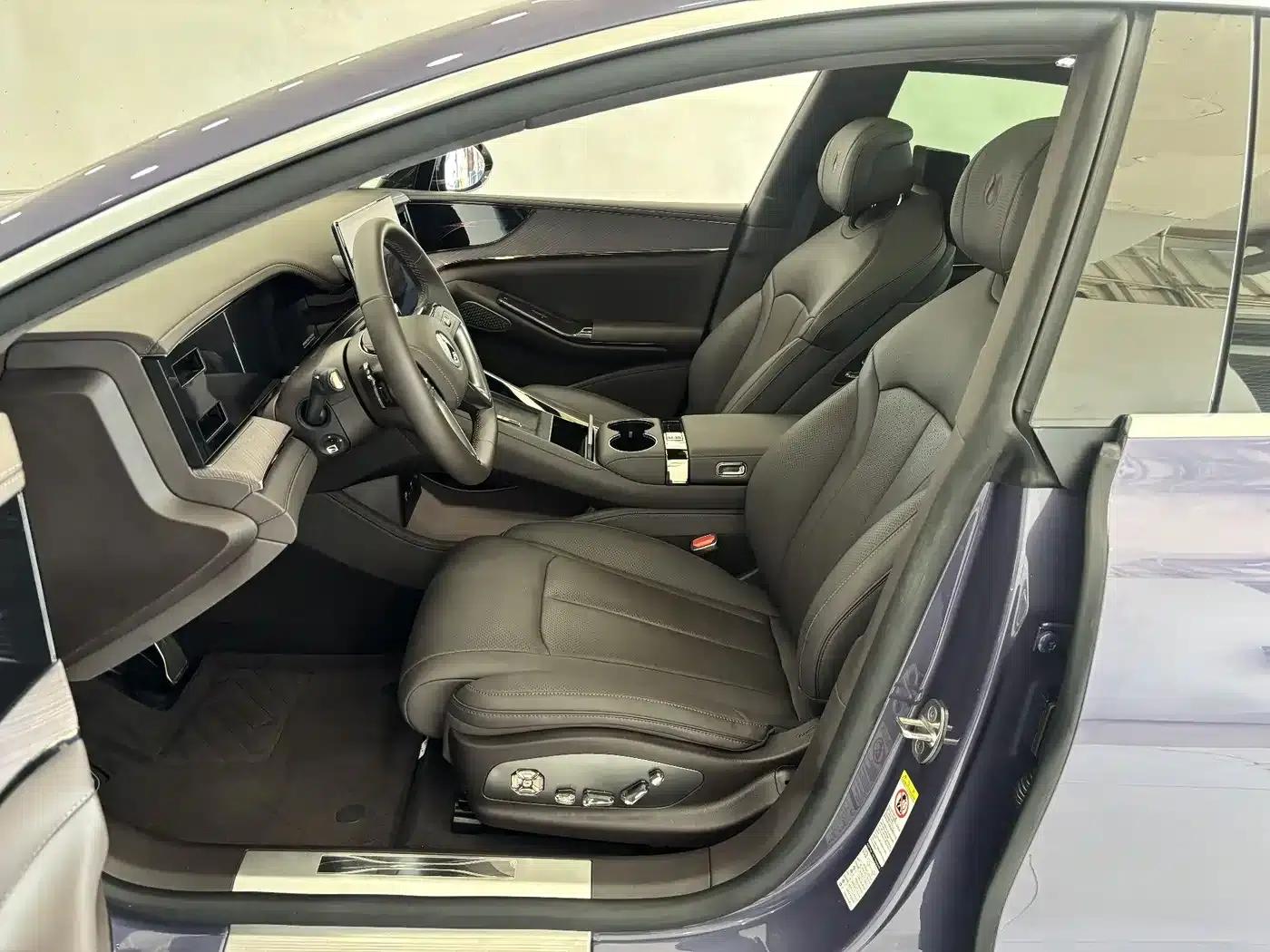 Denza Z9 2024 Model, 1100km Range, 4WD Ultra Edition — миниатюра 11