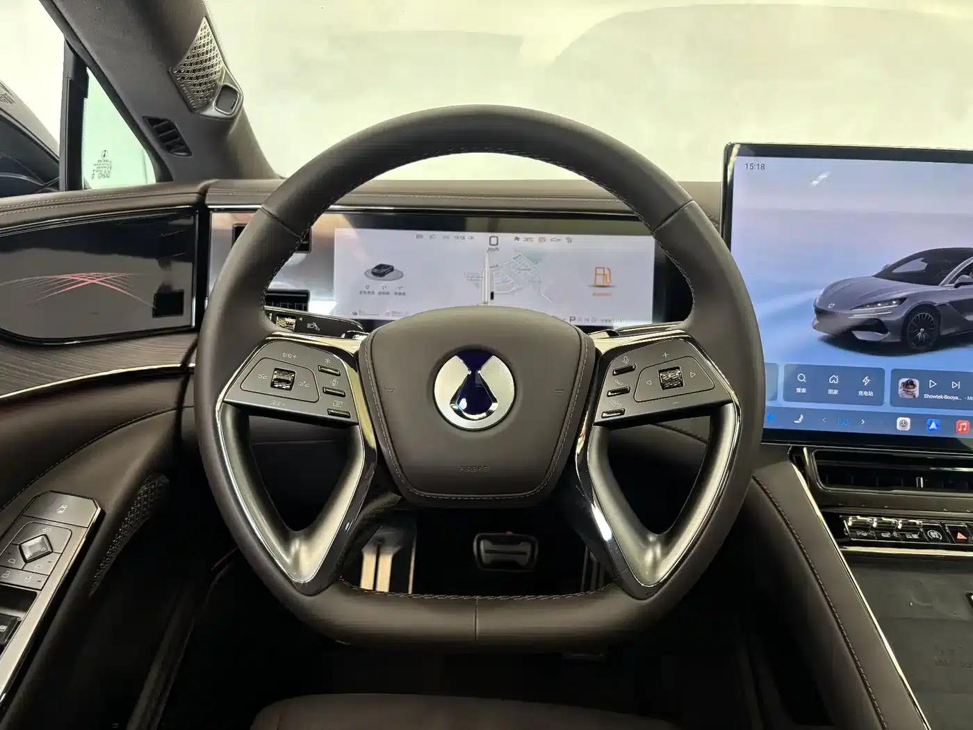 Denza Z9 2024 Model, 1100km Range, 4WD Ultra Edition — миниатюра 14