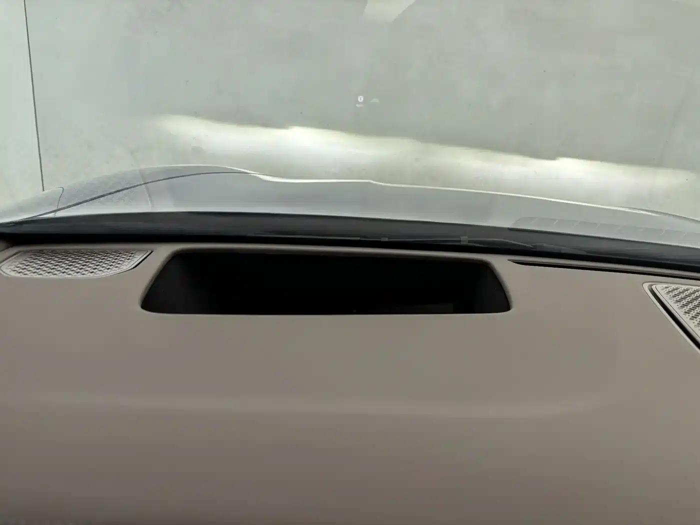 Denza Z9 2024 Model, 1100km Range, 4WD Ultra Edition — миниатюра 16