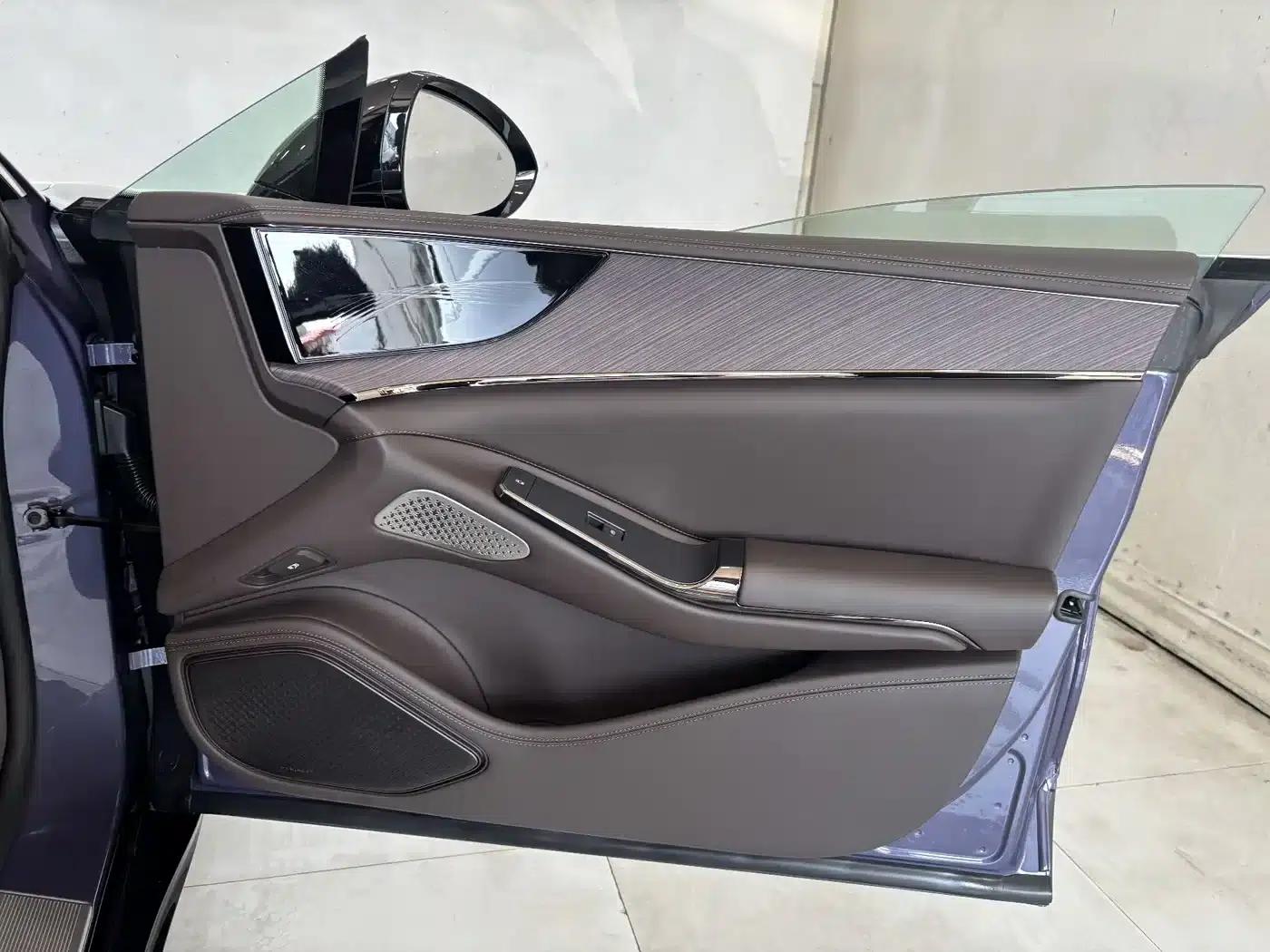 Denza Z9 2024 Model, 1100km Range, 4WD Ultra Edition — миниатюра 25