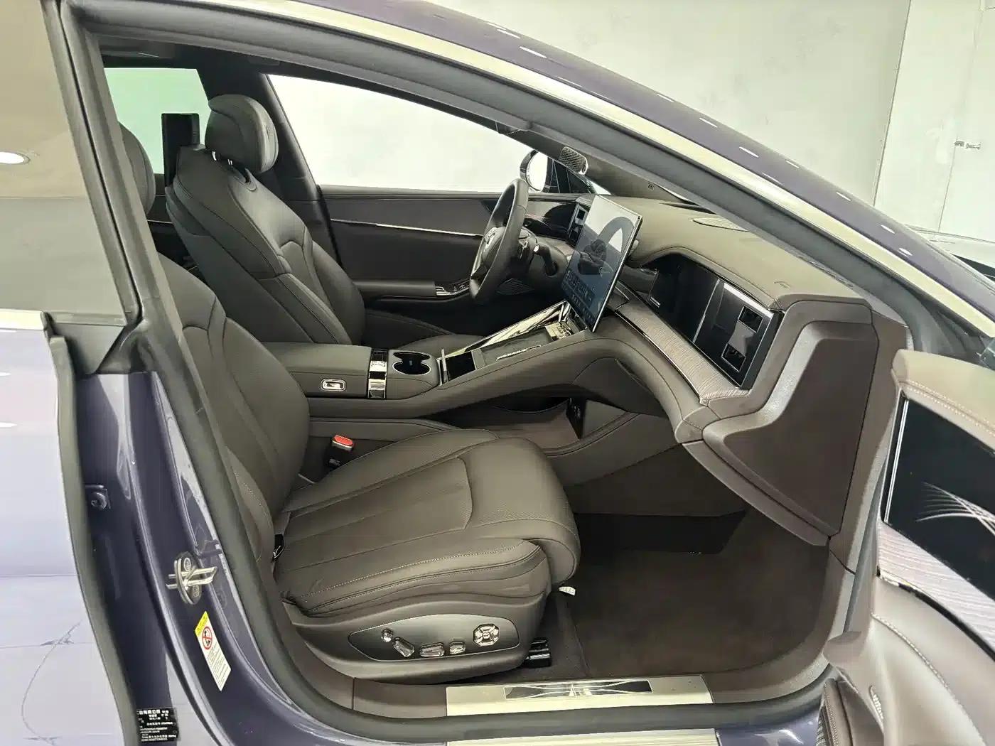 Denza Z9 2024 Model, 1100km Range, 4WD Ultra Edition — миниатюра 26