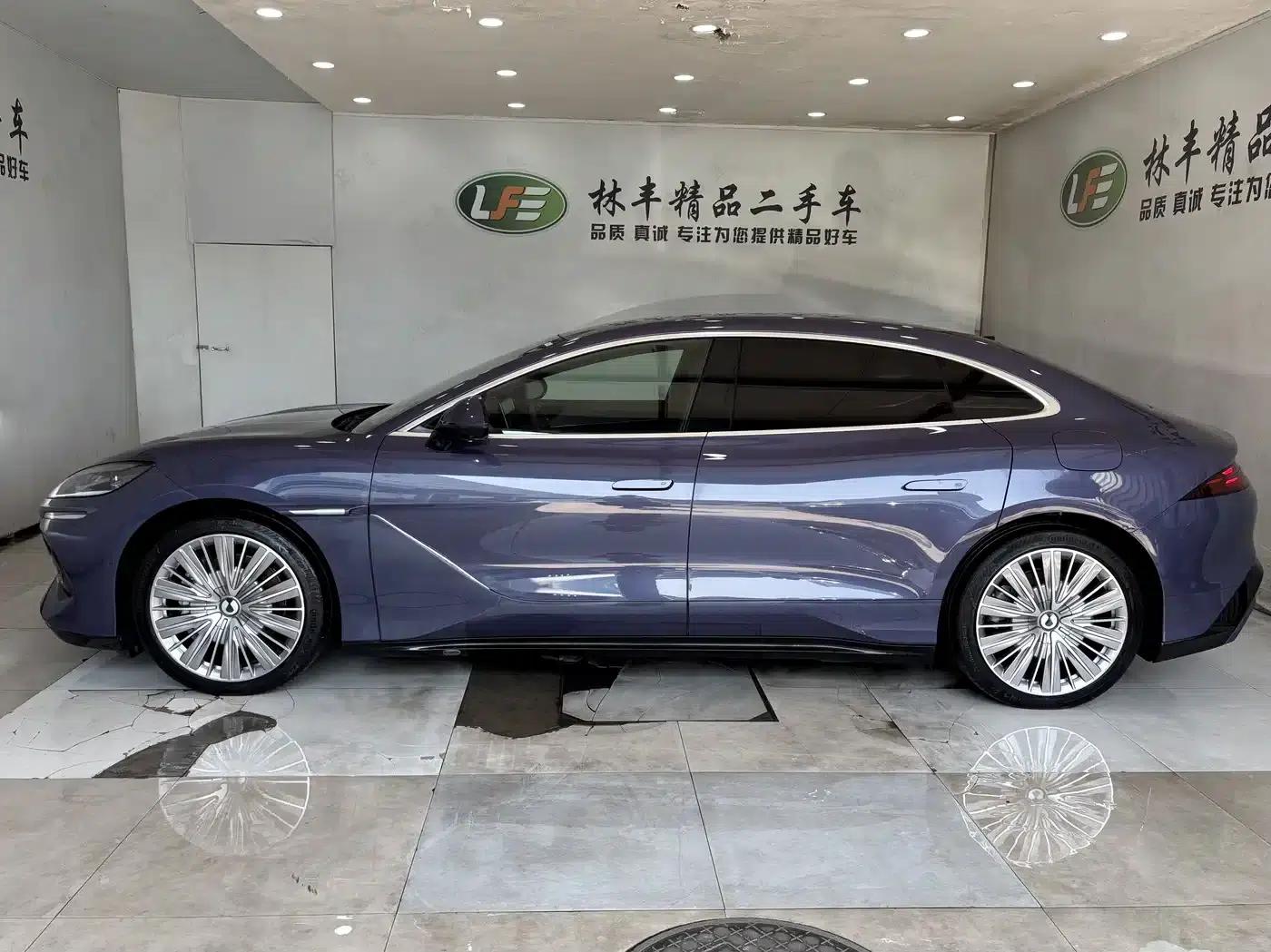 Denza Z9 2024 Model, 1100km Range, 4WD Ultra Edition — миниатюра 4