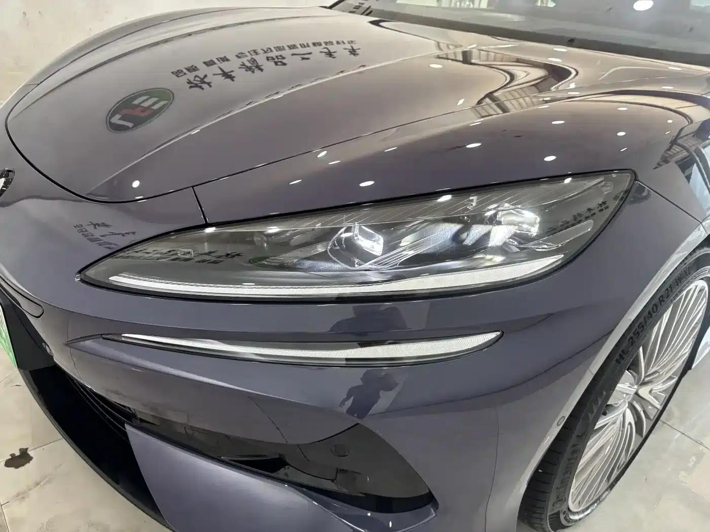 Denza Z9 2024 Model, 1100km Range, 4WD Ultra Edition — миниатюра 8