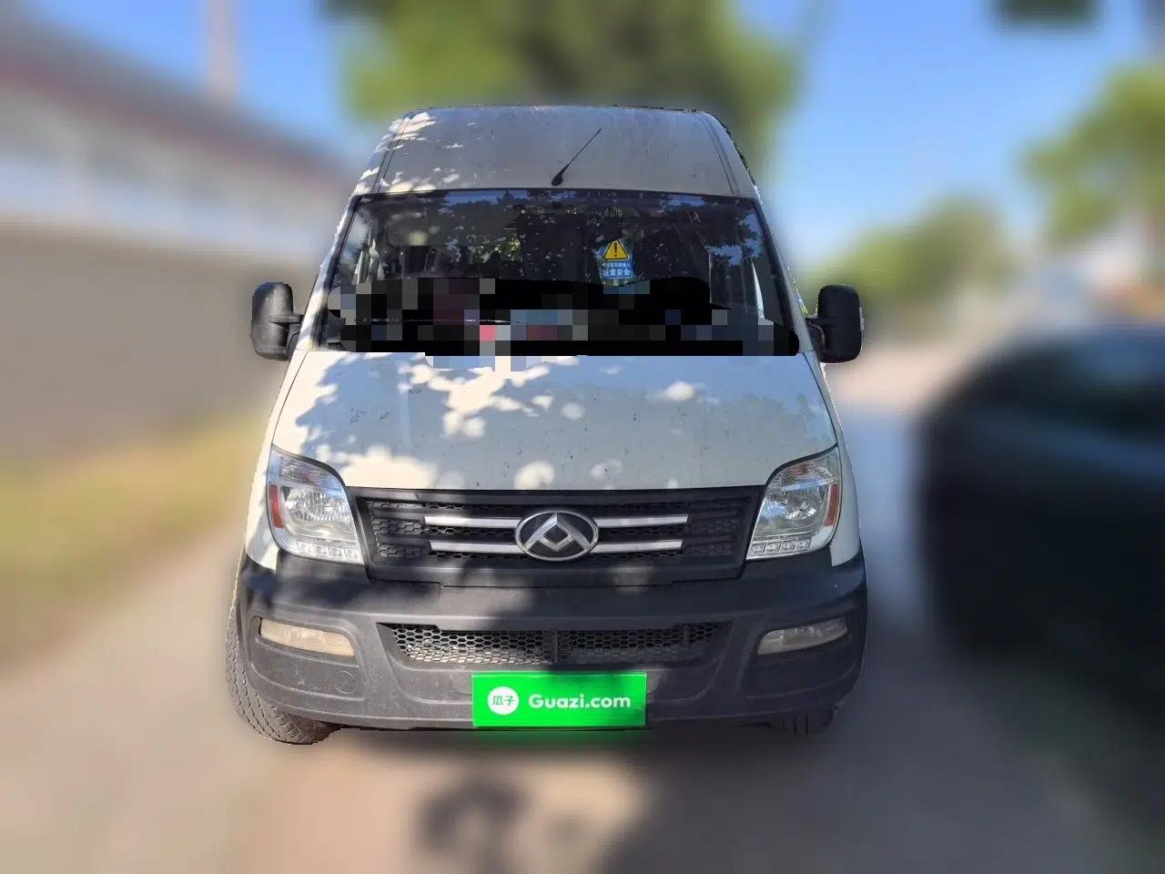 SAIC MAXUS Xingji X Datong V80, High Roof, Long Wheelbase, 2.5T Diesel Version — миниатюра 2
