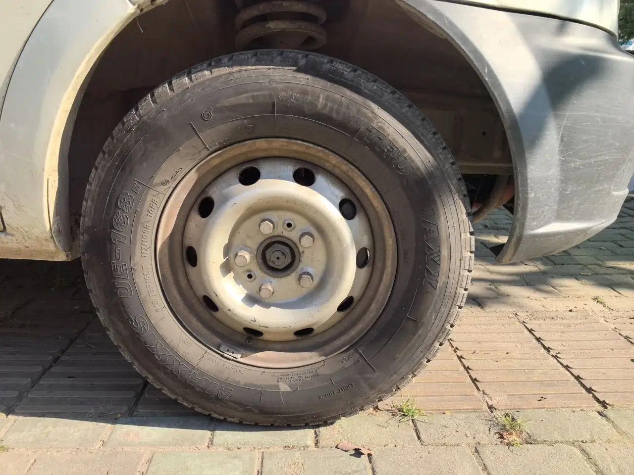 SAIC MAXUS Xingji X Datong V80, High Roof, Long Wheelbase, 2.5T Diesel Version — миниатюра 8