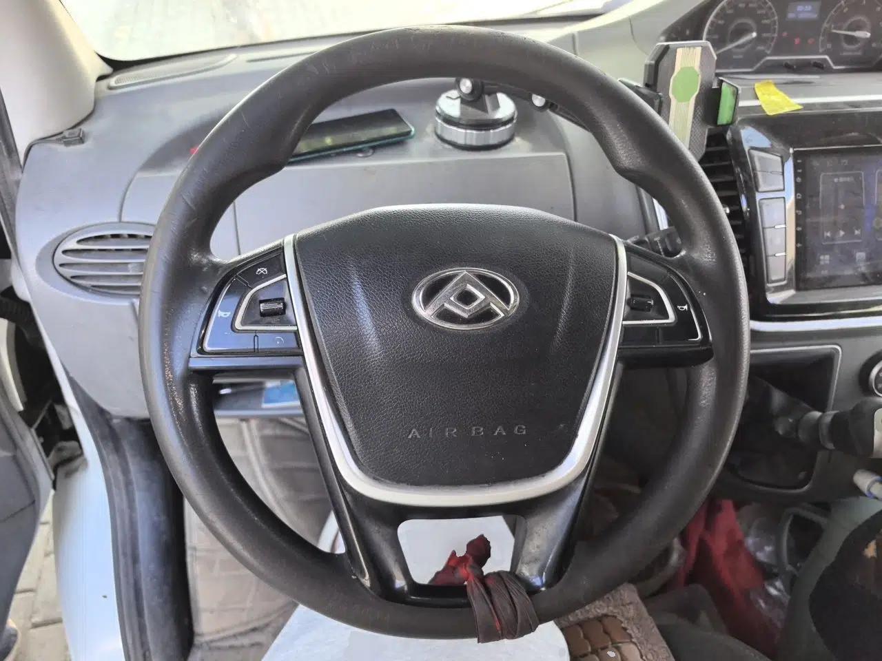 SAIC MAXUS Xingji X Datong V80, High Roof, Long Wheelbase, 2.5T Diesel Version — миниатюра 10